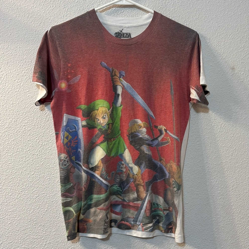 Zelda sheer graphic tee size small